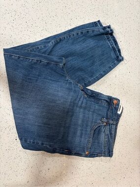 NWOT Size 16 women’s Sonoma jeans